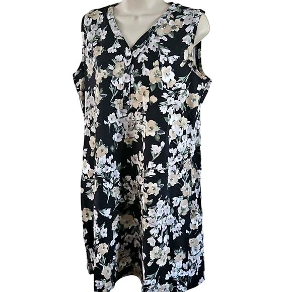 Isaac Mizrahi Live Floral Printed Henley Neck Tank Size Medium Petitte NWOT - Picture 6 of 7